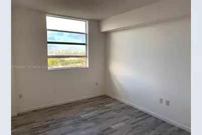 1 Glen Royal Pkwy #1107, Miami, FL 33125 - Photo 5