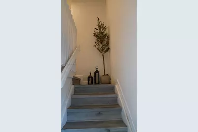 549 NW 204th St, Miami Gardens, FL 33169 - Photo 27