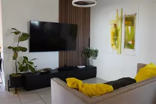 549 NW 204th St, Miami Gardens, FL 33169 - Photo 9