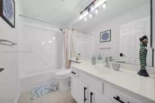 8864 Ventura Way, Naples, FL 34109 - Photo 35