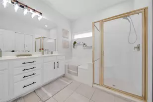 8864 Ventura Way, Naples, FL 34109 - Photo 33