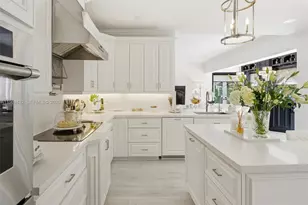 9449 NW 54th Doral Cir Ln, Doral, FL 33178 - Photo 21