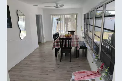 7070 SW 26th Ct, Miramar, FL 33023 - Photo 9