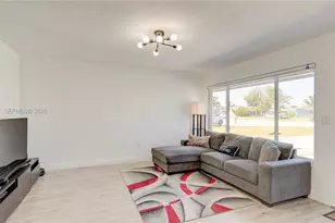 7070 SW 26th Ct, Miramar, FL 33023 - Photo 5