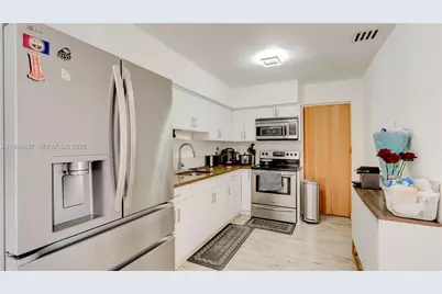 7070 SW 26th Ct, Miramar, FL 33023 - Photo 7