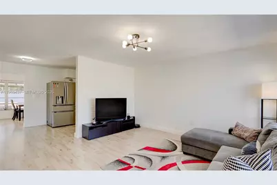 7070 SW 26th Ct, Miramar, FL 33023 - Photo 3