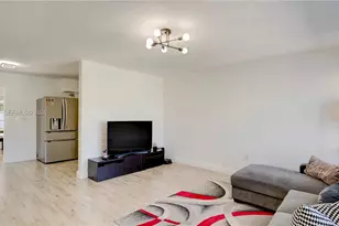 7070 SW 26th Ct, Miramar, FL 33023 - Photo 3