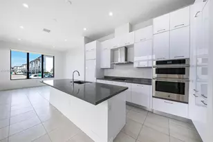 8120 NW 43rd St, Doral, FL 33166 - Photo 9