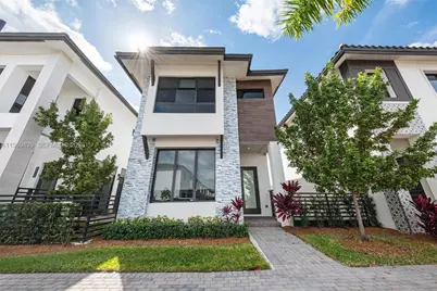 8120 NW 43rd St, Doral, FL 33166 - Photo 31