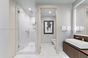 1000 Brickell Plaza, Miami, FL 33131 - Photo 25