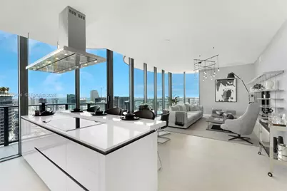 1000 Brickell Plz #PH6108, Miami, FL 33131 - Photo 11