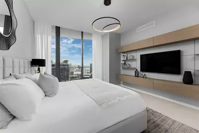 1000 Brickell Plz #PH6108, Miami, FL 33131 - Photo 21