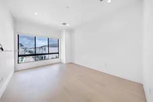 8120 NW 43rd St, Doral, FL 33166 - Photo 19