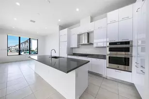 8120 NW 43rd St, Doral, FL 33166 - Photo 9