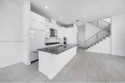 8120 NW 43rd St #8120, Doral, FL 33166 - Photo 11