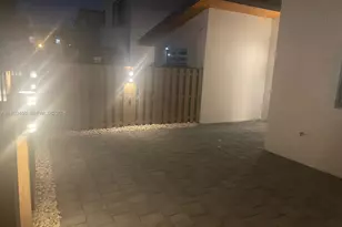 10445 NW 81st Terrace, Doral, FL 33178 - Photo 31