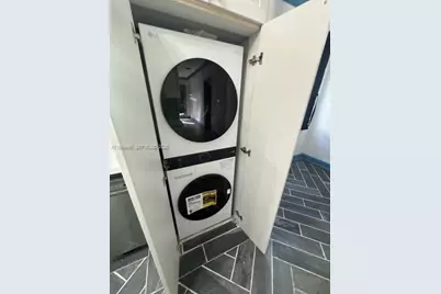 1605 Michigan Ave #929, Miami Beach, FL 33139 - Photo 13