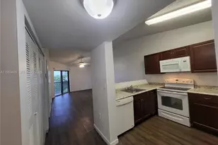 9921 Nob Hill Ln, Sunrise, FL 33351 - Photo 3