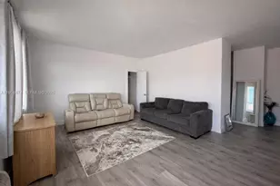 7421 Carlyle Ave, Miami Beach, FL 33141 - Photo 5