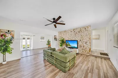 7949 Panama St, Miramar, FL 33023 - Photo 7