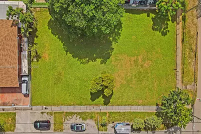 2397 NW 34th St, Miami, FL 33142 - Photo 5