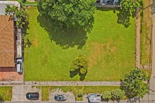 2397 NW 34th St, Miami, FL 33142 - Photo 5