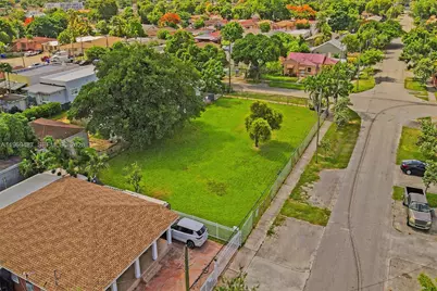 2397 NW 34th St, Miami, FL 33142 - Photo 7