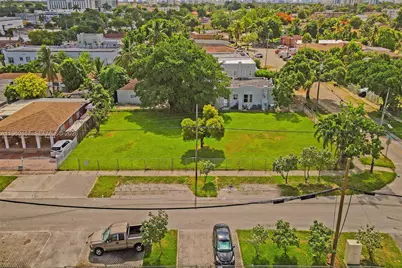 2397 NW 34th St, Miami, FL 33142 - Photo 5