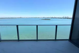 700 NE 24th St, Miami, FL 33137 - Photo 7