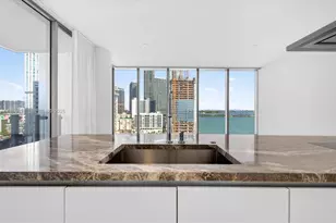 700 NE 26th Terrace, Miami, FL 33137 - Photo 3