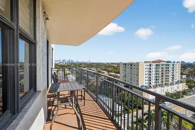 888 S Douglas Rd #1204, Coral Gables, FL 33134 - Photo 7