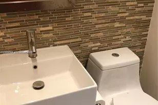 6969 Collins Ave, Miami Beach, FL 33141 - Photo 9