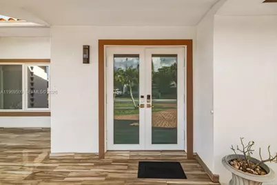 13170 SW 20th St, Miami, FL 33175 - Photo 15