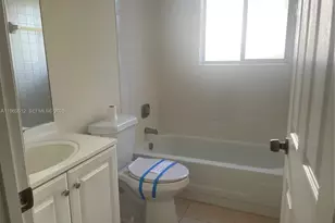 3186 Via Poinciana, Lake Worth, FL 33467 - Photo 9