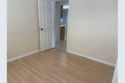 3186 Via Poinciana #201, Lake Worth, FL 33467 - Photo 7