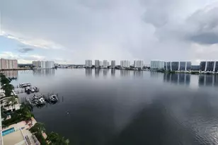 18100 N Bay Rd, Sunny Isles Beach, FL 33160 - Photo 17