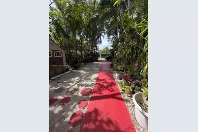 9770 SW 47th St #2, Miami, FL 33165 - Photo 9