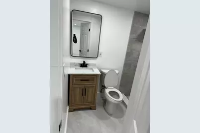 770 SE 4th Pl #770, Hialeah, FL 33010 - Photo 5