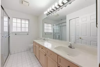 2455 Greenbrier Ct, Weston, FL 33327 - Photo 21