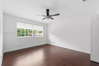 2455 Greenbrier Ct, Weston, FL 33327 - Photo 17