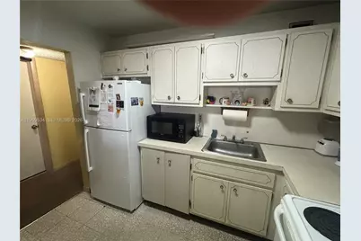 7118 Bonita Dr #704, Miami Beach, FL 33141 - Photo 19