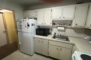 7118 Bonita Dr, Miami Beach, FL 33141 - Photo 19