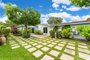 7451 SW 133rd St, Pinecrest, FL 33156 - Photo 9