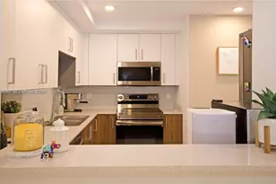 10950 NW 82nd St, Doral, FL 33178 - Photo 11