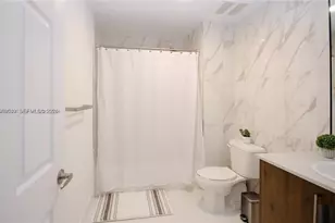 10950 NW 82nd St, Doral, FL 33178 - Photo 21