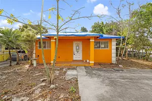 546 NW 8th Ave, Homestead, FL 33030 - Photo 1