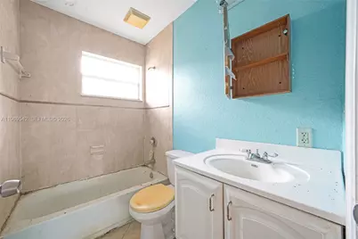 546 NW 8th Ave, Homestead, FL 33030 - Photo 7