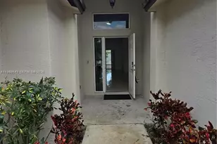 250 Ipswich St, Boca Raton, FL 33487 - Photo 3