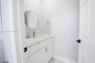 972 NE 36th Ave, Homestead, FL 33033 - Photo 25