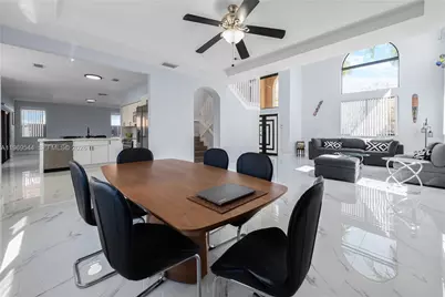 972 NE 36th Ave, Homestead, FL 33033 - Photo 5